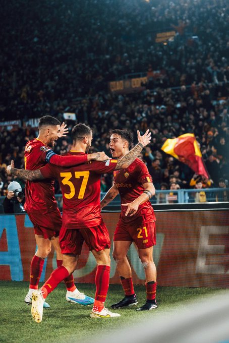 SoyCalcio_'s tweet photo. 🇮🇹 Por segunda vez en toda la historia, 7 equipos diferentes de Italia se han clasificado a los octavos de final de las competiciones europeas.

Solo había pasado esto en la temporada 1990/91.

[OPTA] https://t.co/5bjvkpxE90