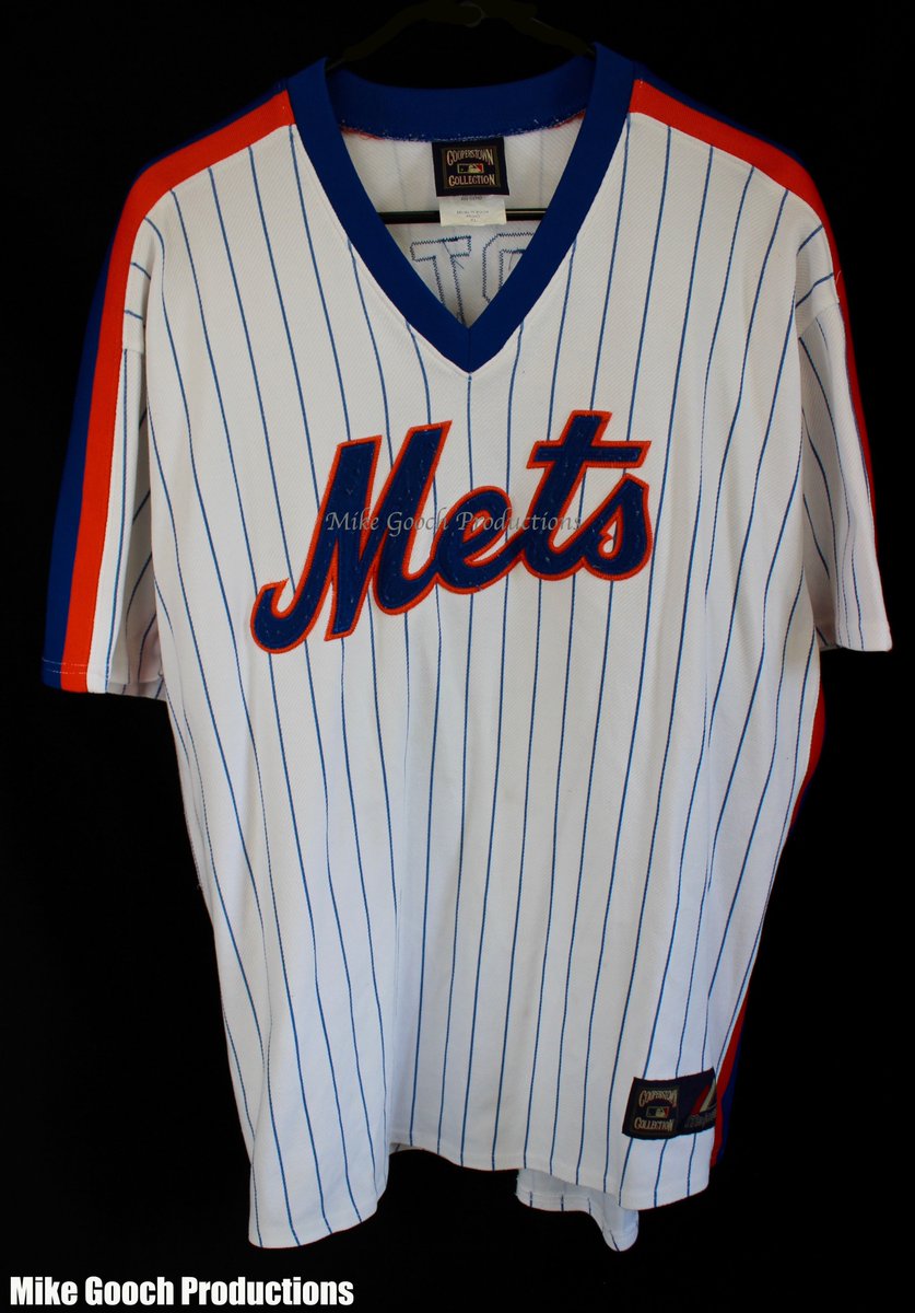 MikeGooch_Pics's tweet photo. Keith Hernandez by #MikeGoochProductions
#NYC #photography #MLB #nycphotographer #FollowThisPhotoGuy #photooftheday #photographer #baseball #MyJerseyCollection #baseballjersey #baseballjerseys #Uniwatch #jerseys
@MLB @mets #Mets #MetsTwitter #LGM @keithhernandez @The7Line https://t.co/HLA3KwdVac