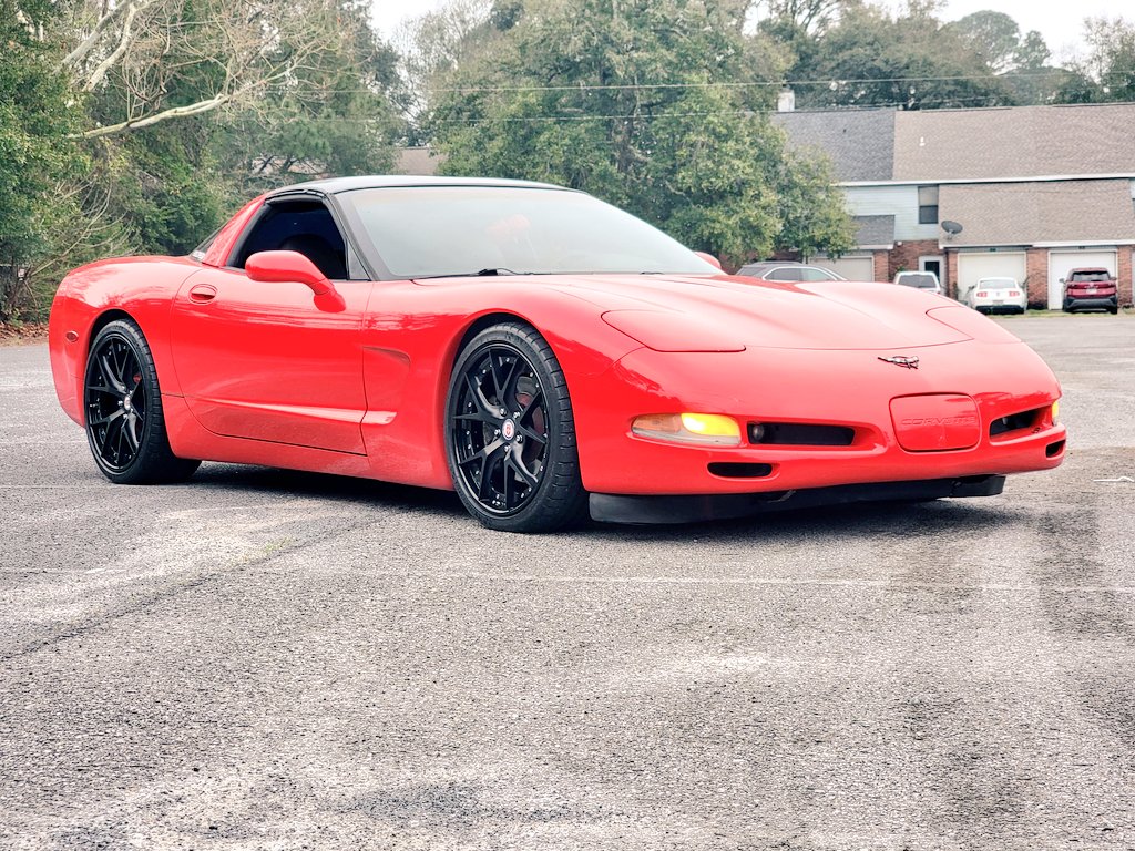 DakotaAstroWolf's tweet photo. I come home from work...

And the boyfriend done bought THE wheels. https://t.co/8kKzBB10G6