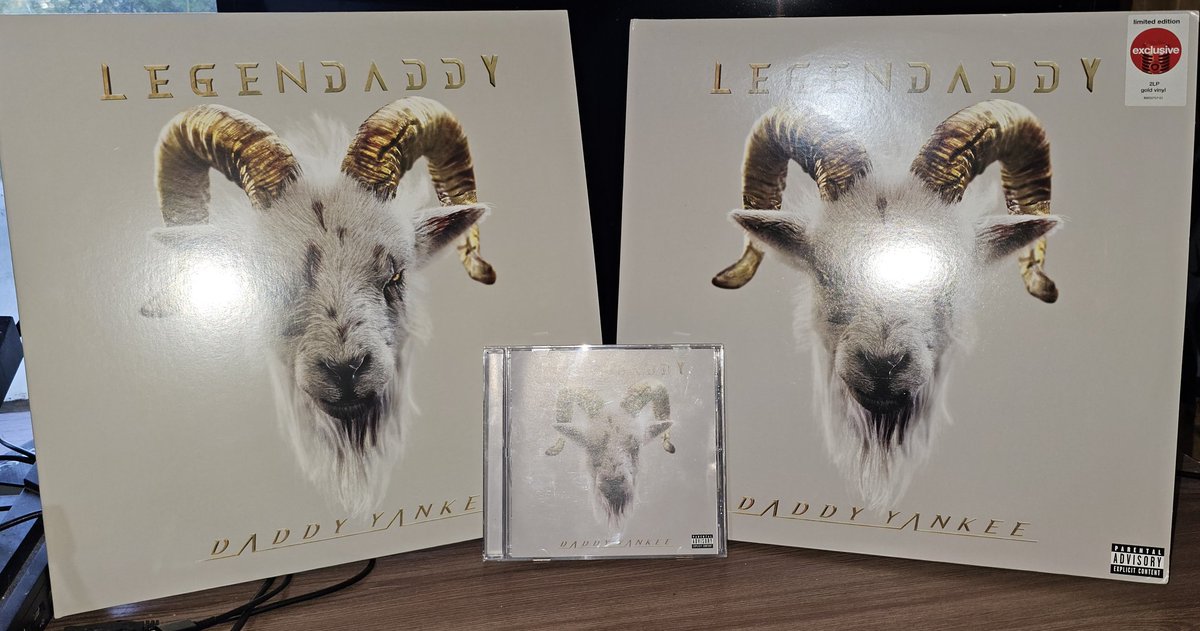 Vinilos #Legendaddy 2 de 3 versiones, Universal, Target y en camino viene la de walmart 😁 Gracias DY por estas joyas.