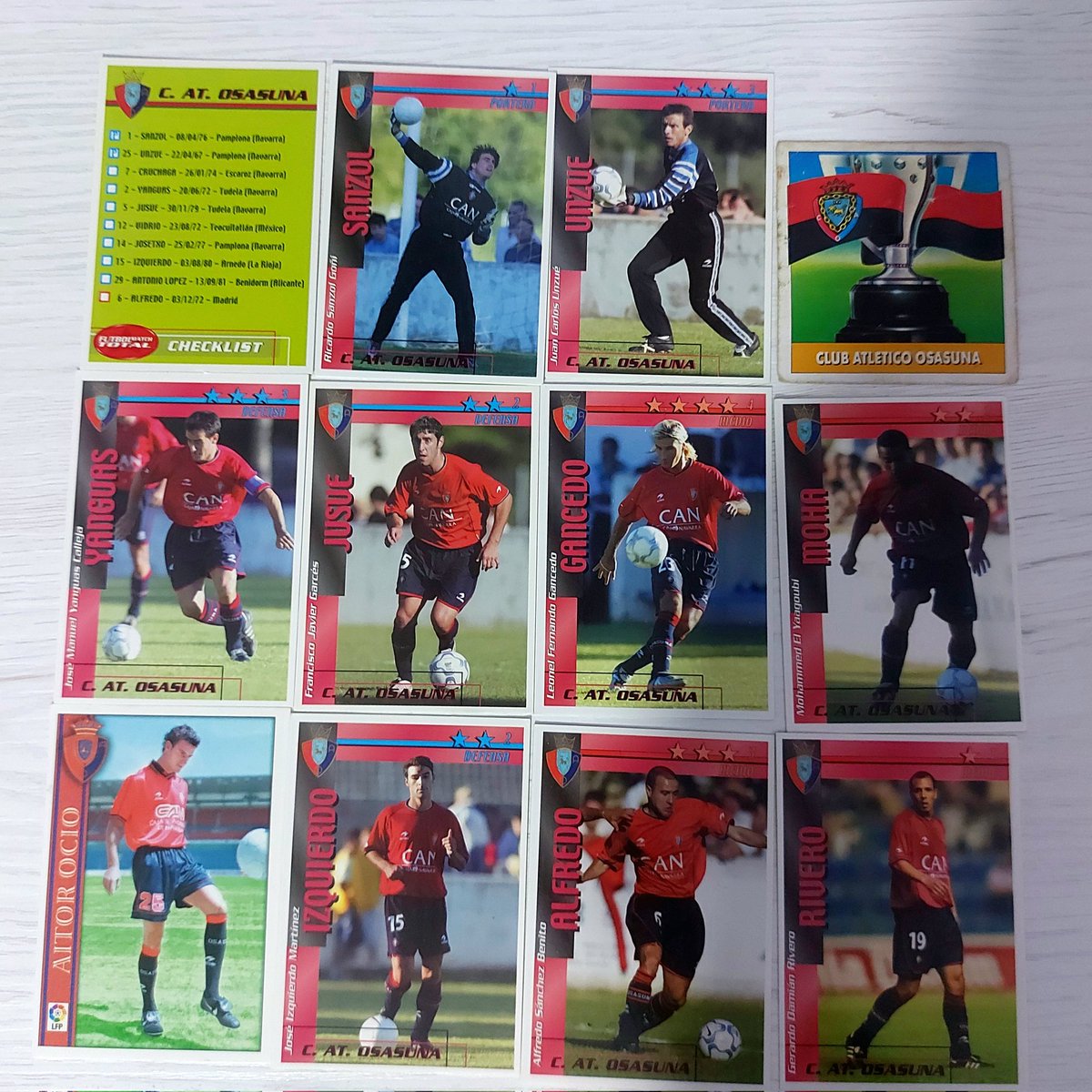 kromozalea's tweet photo. 📢 SORTEO 🎊🎊🎊🎊🎊🎊🎊

🪧 Lote de 12 cromos de @Osasuna

Condiciones para participar
✔️ Seguir esta cuenta
✔️ Hacer RT

Sorteo en directo el 05/03/2023 en la cuenta de @kromozalea de Instagram

Suerte a todo 😉 https://t.co/VXpypHutt5