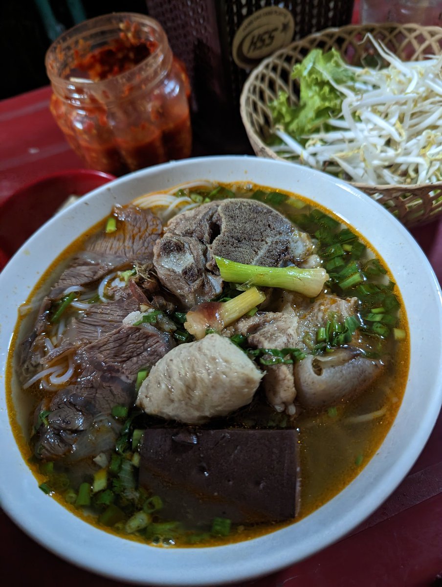 Ellie Aymes 🌻 Sydney on Twitter "The Pho Bo of my dreams 💫 Mie Quang, Bun Bo Hue, Chao Goi Ga