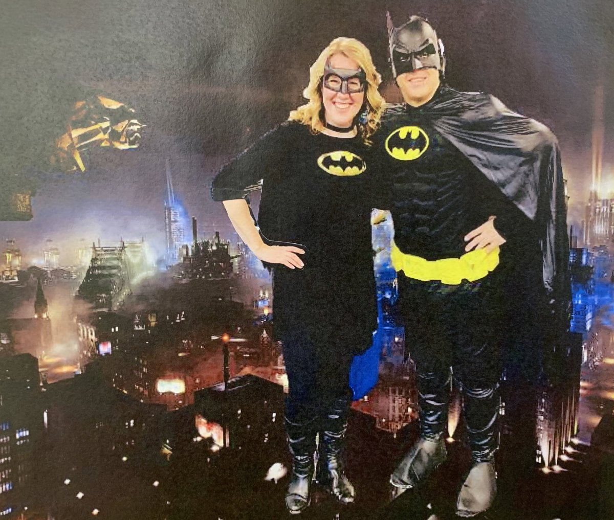 MrsDoveTES's tweet photo. Busy day watching over Gotham. 🤣 https://t.co/pYPx56o0gQ