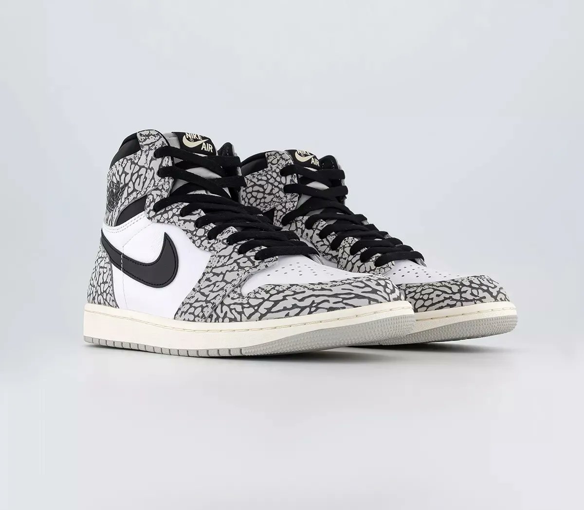 Sneaker Myth tweet media