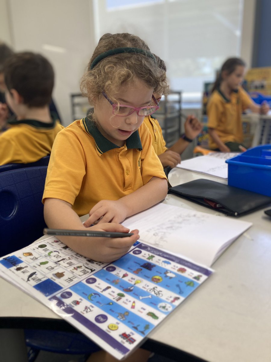 yr1derful's tweet photo. We love our student directed writing in Year 1. We have time to create a story about whatever we choose! https://t.co/qylq93BTr1