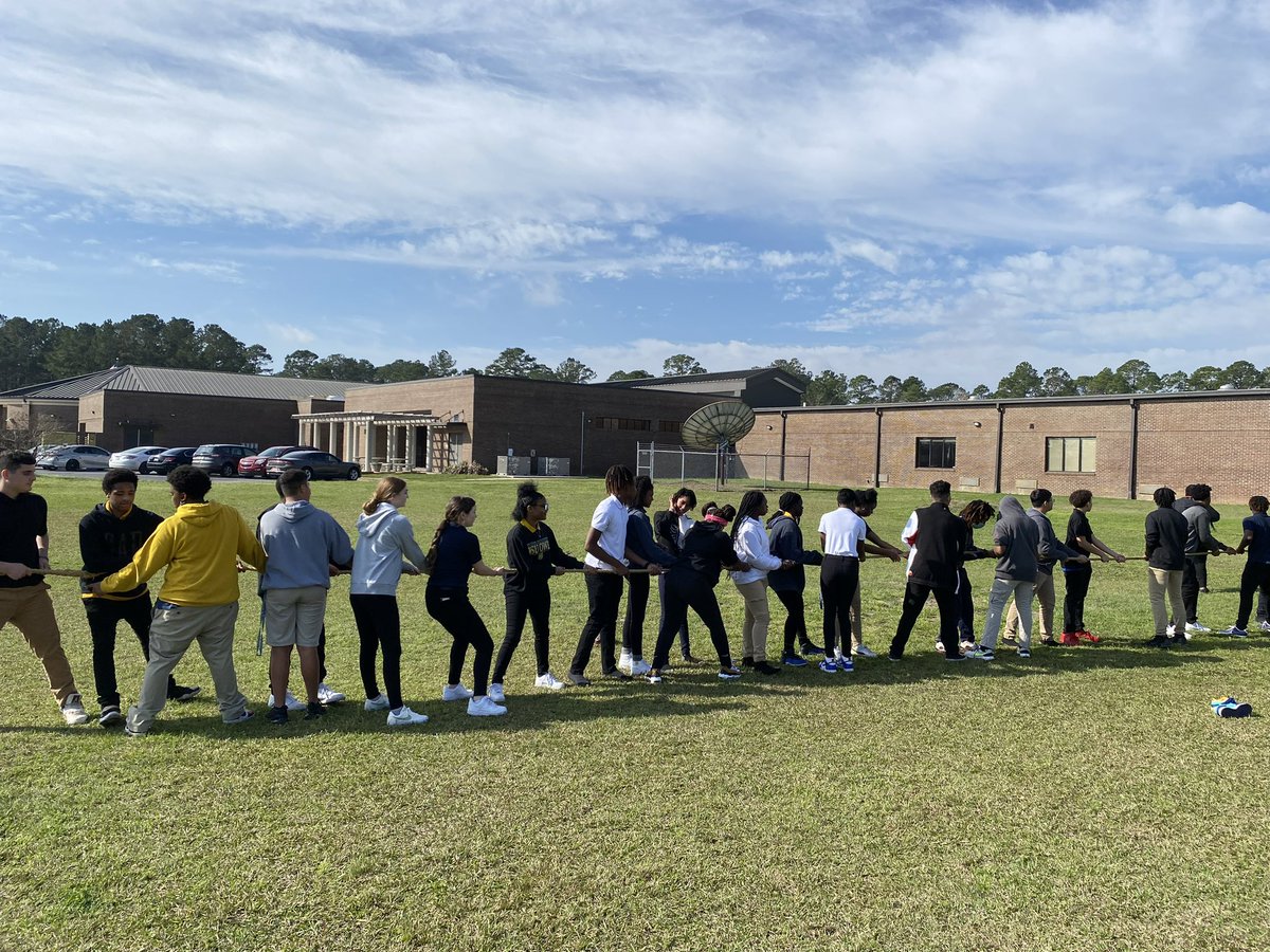 msparker_scifly's tweet photo. Wondering how 8th graders at SGMS learned about force and motion today? Letβs take a look!!
I honestly donβt know who had more fun? Us Science teachers or the kids!
#STEMinACTION #Teambuilding #TheBESTNest πͺπ½πβπ½π¦
@akjohnsonEdS @kiboucher @tmwalthour1 https://t.co/BqGxrCgRiK
