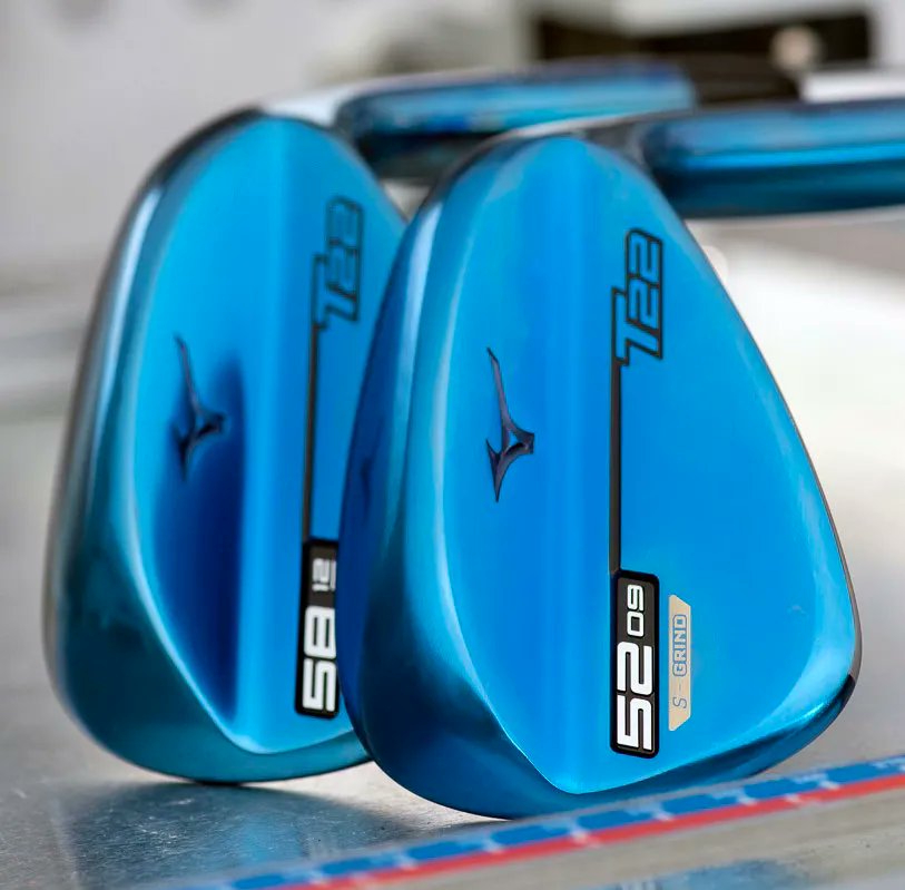 MyGolfSpy's tweet image. Would YOU rock @MizunoGolfNA Blue? 

RETWEET 🔁 YES
LIKE 🖤 NO