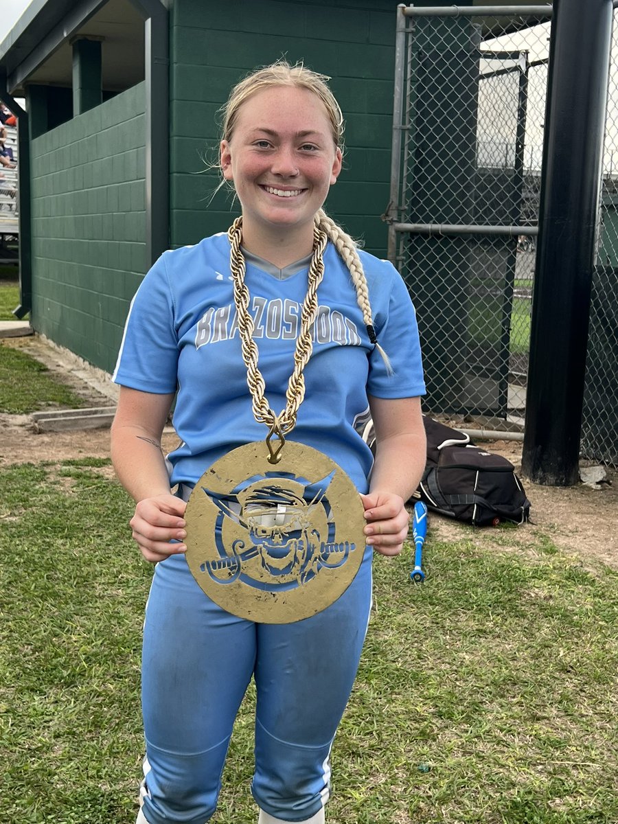 Warrior of the day is Haley Hughes 🥎 Haley had a great day at the plate and on the bases 🔥 #ferdabucs