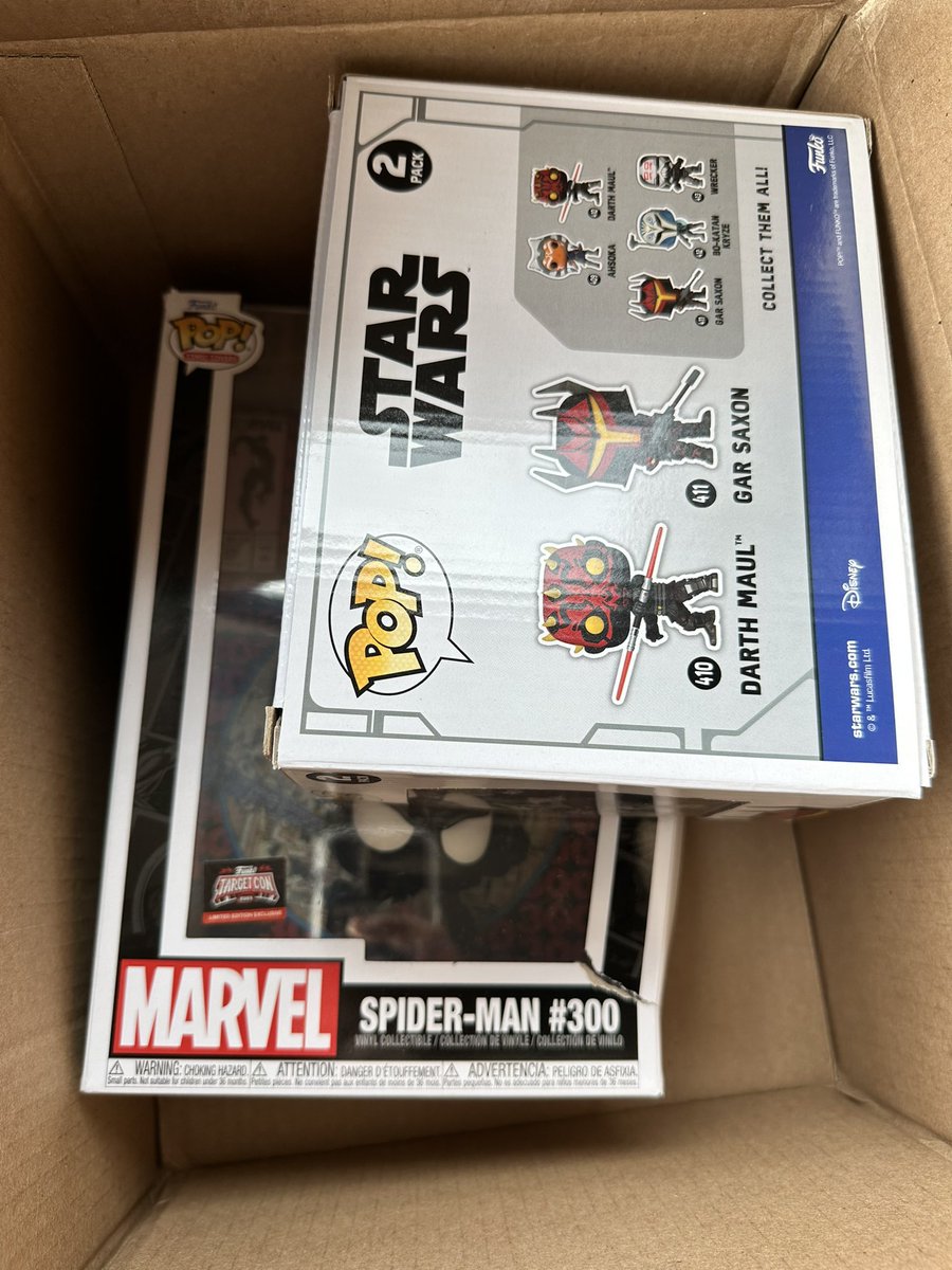 JediMike1128's tweet photo. Someone just threw these pops in the box and shipped it. Usually they are double boxed and bubble wrapped too. The maul & Gar Saxon 2-pack plastic is heavily scratched up as well. What happened @Target ? #TargetCon2023 @AskTarget @funkofinderz @DisTrackers @jay_two4 https://t.co/wn1vyQCeGV