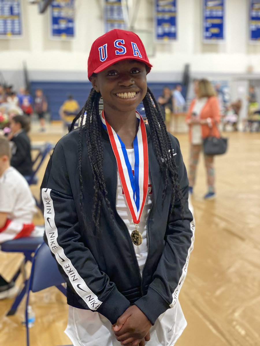 WCDS_Lower's tweet photo. The #WCDSGrade4 Interactive Wax Museum was back! 4th graders dressed like famous people from our past and came to life to tell their stories. They also created a “button” using their new knowledge of electricity. Check out Wilma Rudolph, Ben Franklin, Dean Smith, and Frida Khalo! https://t.co/UNk6IJm80P