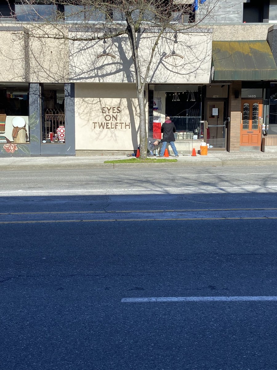 Another store window in #VanGran being replaced because of some scumbag.