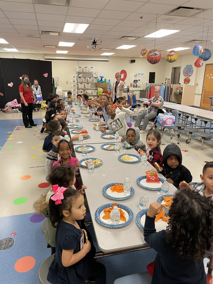 APBoysen's tweet photo. It’s Parent Night Out @CliftonECS for parents of students who had perfect attendance for the 4th six weeks! The party has started with pizza - next up, games, movies and a dance party! @IrvingISD #attendancematters https://t.co/lOGKP7qvQv