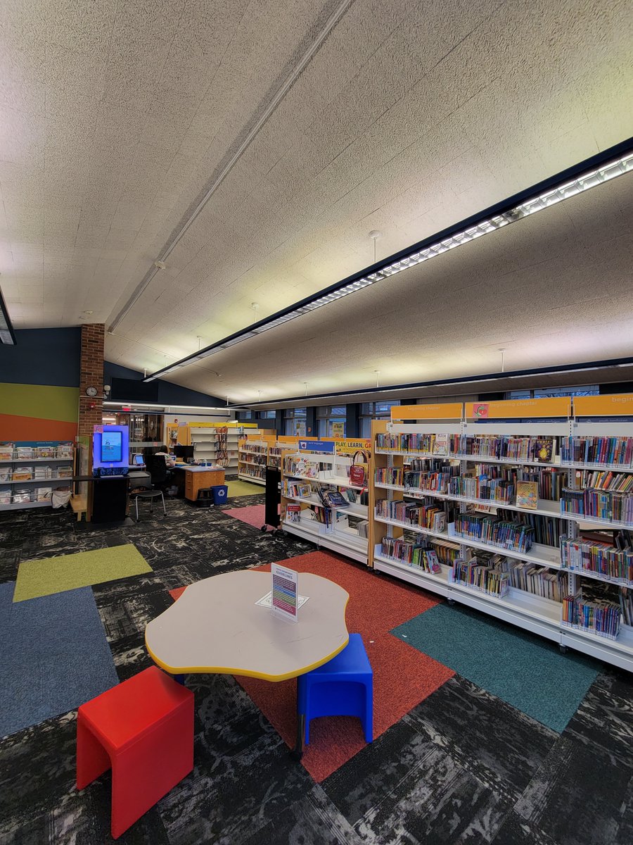 WinnLib's tweet image. What does the librarian say when she has to leave? Time to book it!

#wnpld #winnetkalibrary #northfieldlibrary