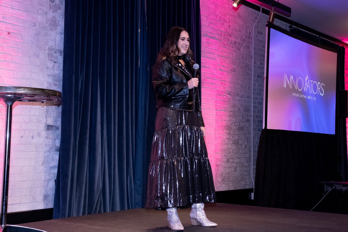 PIPELINEorg's tweet image. Our last presenter - excuse us, Diva, just wrapped up! 
Judging will be under way soon 👀💫
#InnovatorsShowcase #PipelineEntrepreneurs