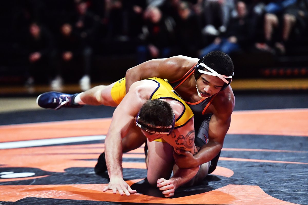 Oregon State Wrestling on Twitter "𝐒𝐞𝐧𝐢𝐨𝐫 𝐒𝐩𝐨𝐭𝐥𝐢𝐠𝐡𝐭 JJ Dixon 🦫 43
