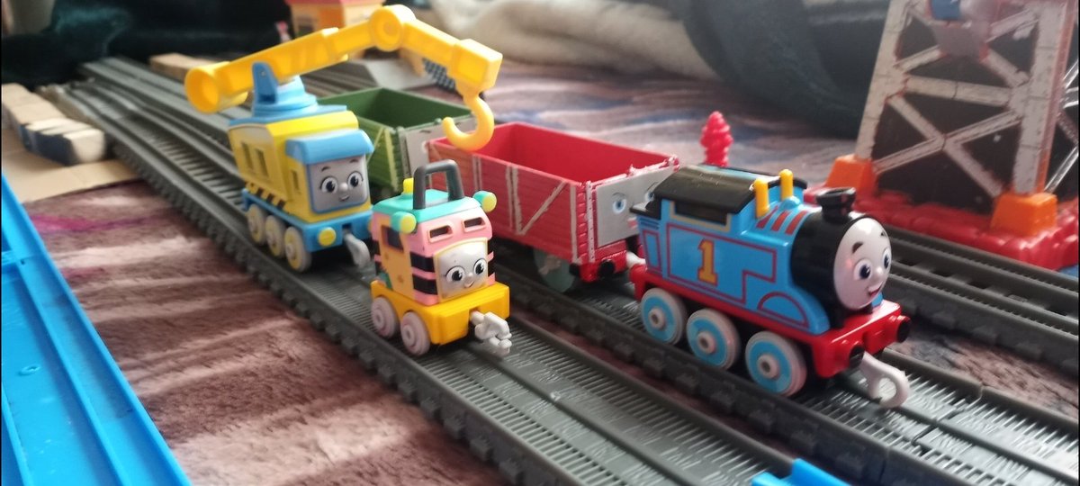 RoundhouseP1's tweet image. [All Engines Go!]

Thomas And The Troublesome Trucks;Knappford Station scene Recreated 

#thomasandfriends #AllEnginesGo