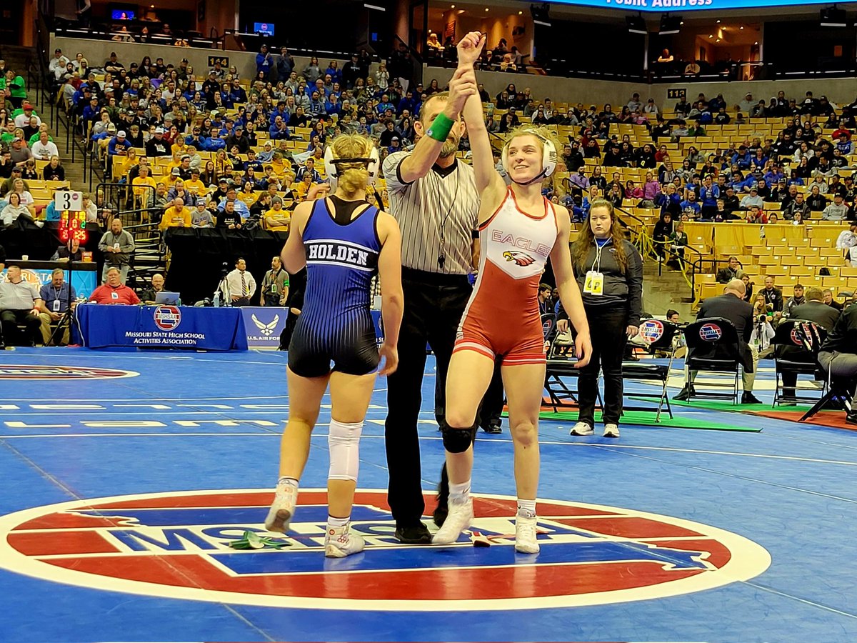 SoBoCoAthletics's tweet photo. Callie Bergthold is the Class 1, 115 pound STATE CHAMPION! https://t.co/Vj7Fw5IkbI
