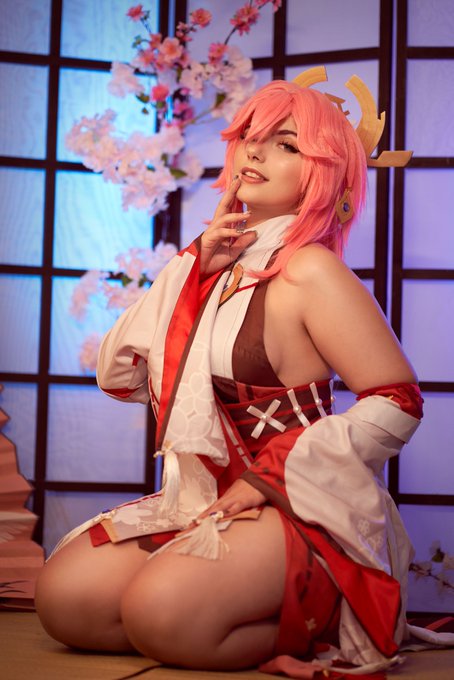 Y ya que estamos, 🌸✨ Yae Miko ✨🌸 https://t.co/lm8tmsblHr