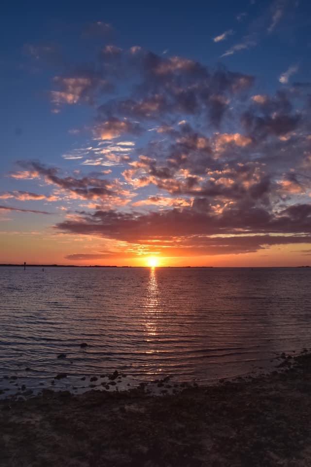 FloridianCreat1's tweet image. Floridian Sunset Time ✌🏼🌞✌🏼 @StormHour @FLskygazer @ThePhotoHour 🖖🏼🌞🖖🏼