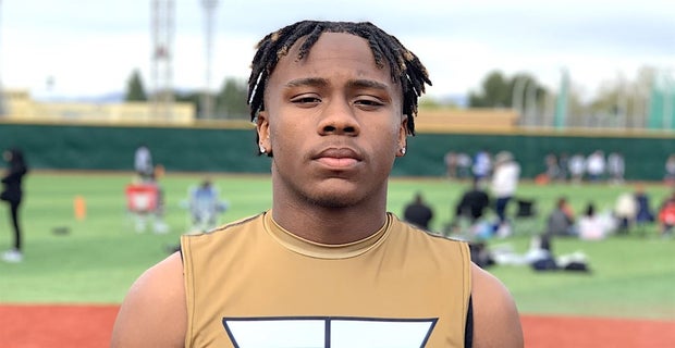 San Diego (Calif.) University City '25 ATH Dreyden Garner is among the state's top two-way players and looks set for a busy off-season 
247sports.com/Article/25-ATH…