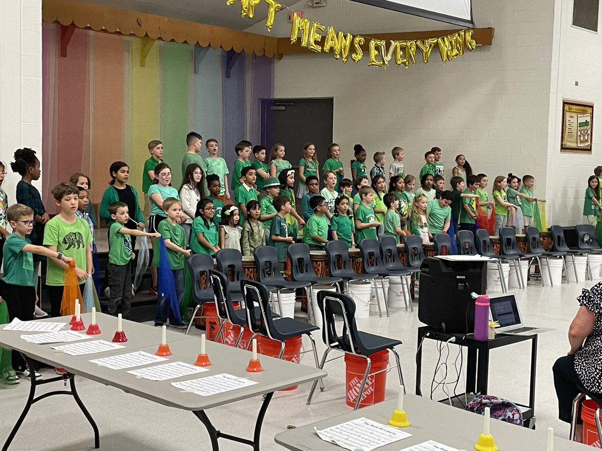 north_chatham's tweet image. AMAZING artwork and performances at our Art Means Everything event! A huge shout-out to Ms. Drechsler, Ms. Stahoviak &amp;amp; Ms. Rowland for a magical evening. 🌟🌟🌟