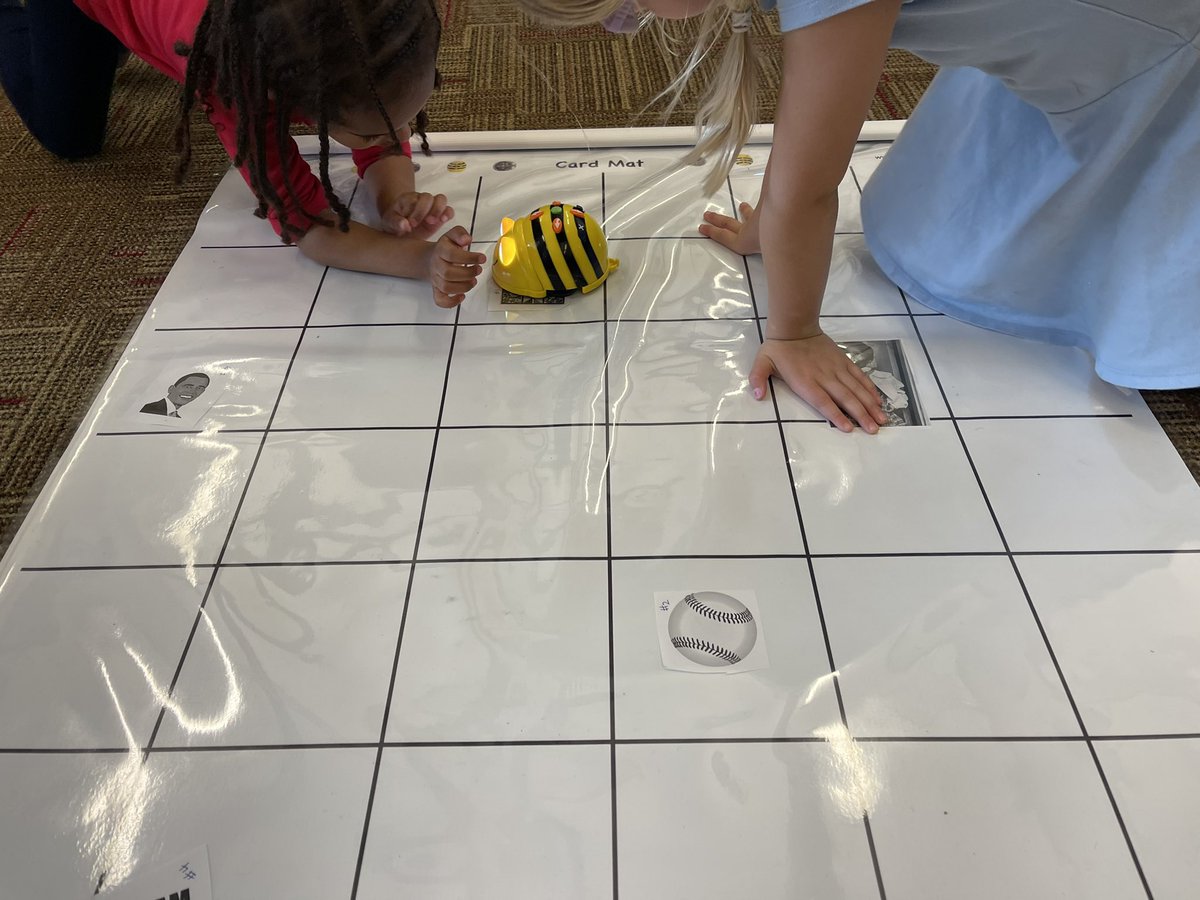 Just a little coding timeline work with primary. Artifacts from famous black change makers in America paired with a #beebot makes for some great collaboration, communication and algorithmic thinking. #library @vocalccsd