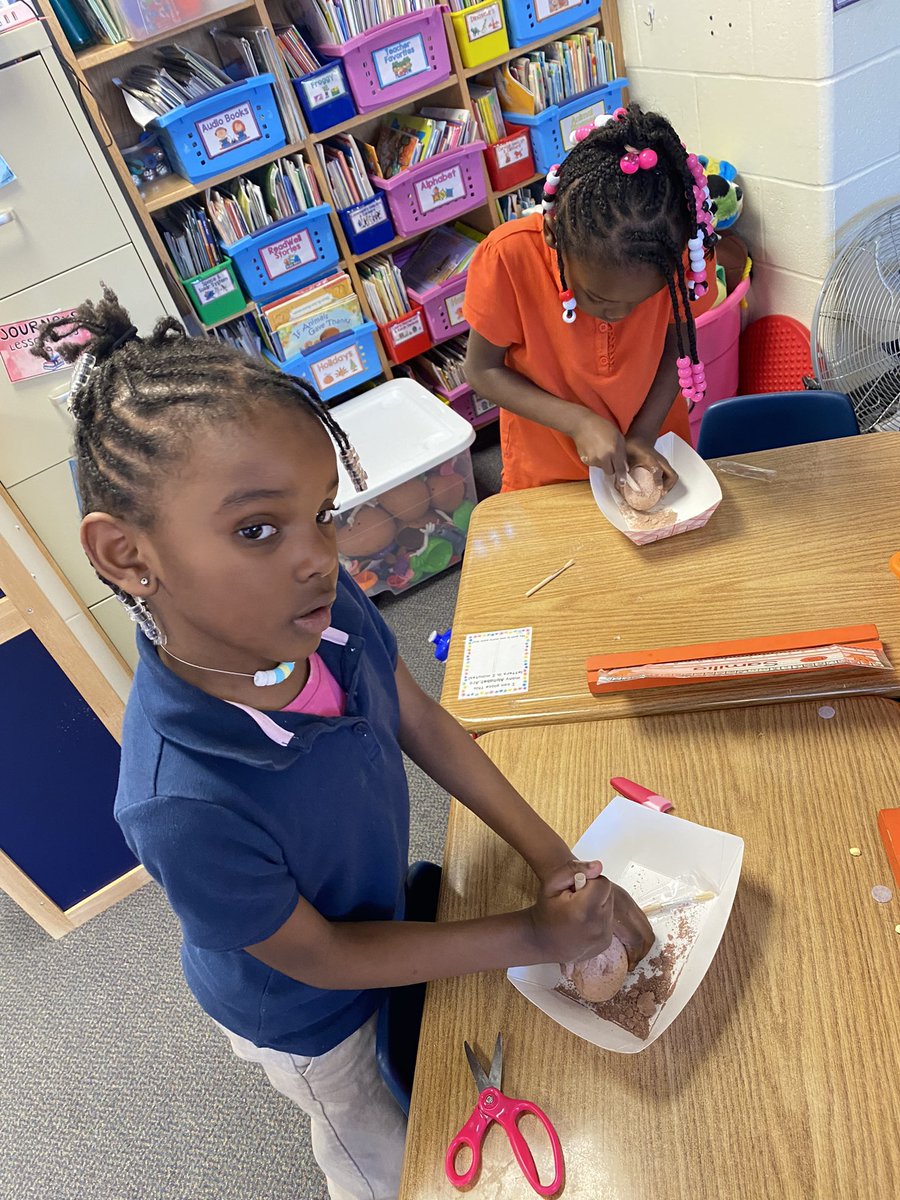 mrs_santore's tweet image. What is in my egg? Our little excavators got to investigate and find out! #SpaghtIsGreat #KinderCrew 🦖