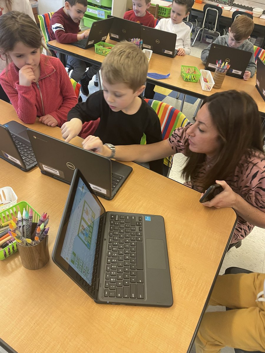 MsBendersGarden's tweet photo. Chrome books with @MissPressman. We worked on Seesaw activities for literacy and CVC slides on google.  They ROCKEd it! @MsBendersGarden @ChurchvilleElem https://t.co/fcbqjEXMBu