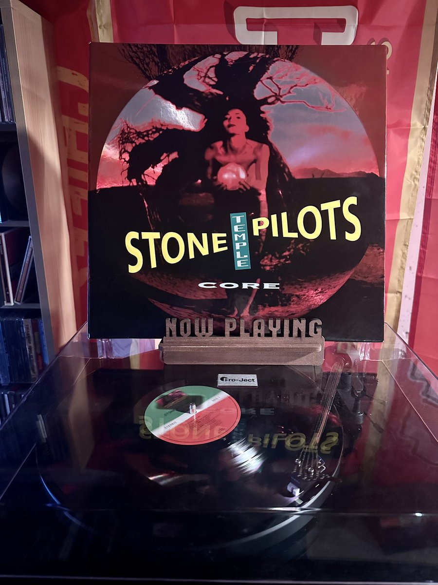 Now playing: Stone Temple Pilots - Core (1992) #vinyl #deluxeedition