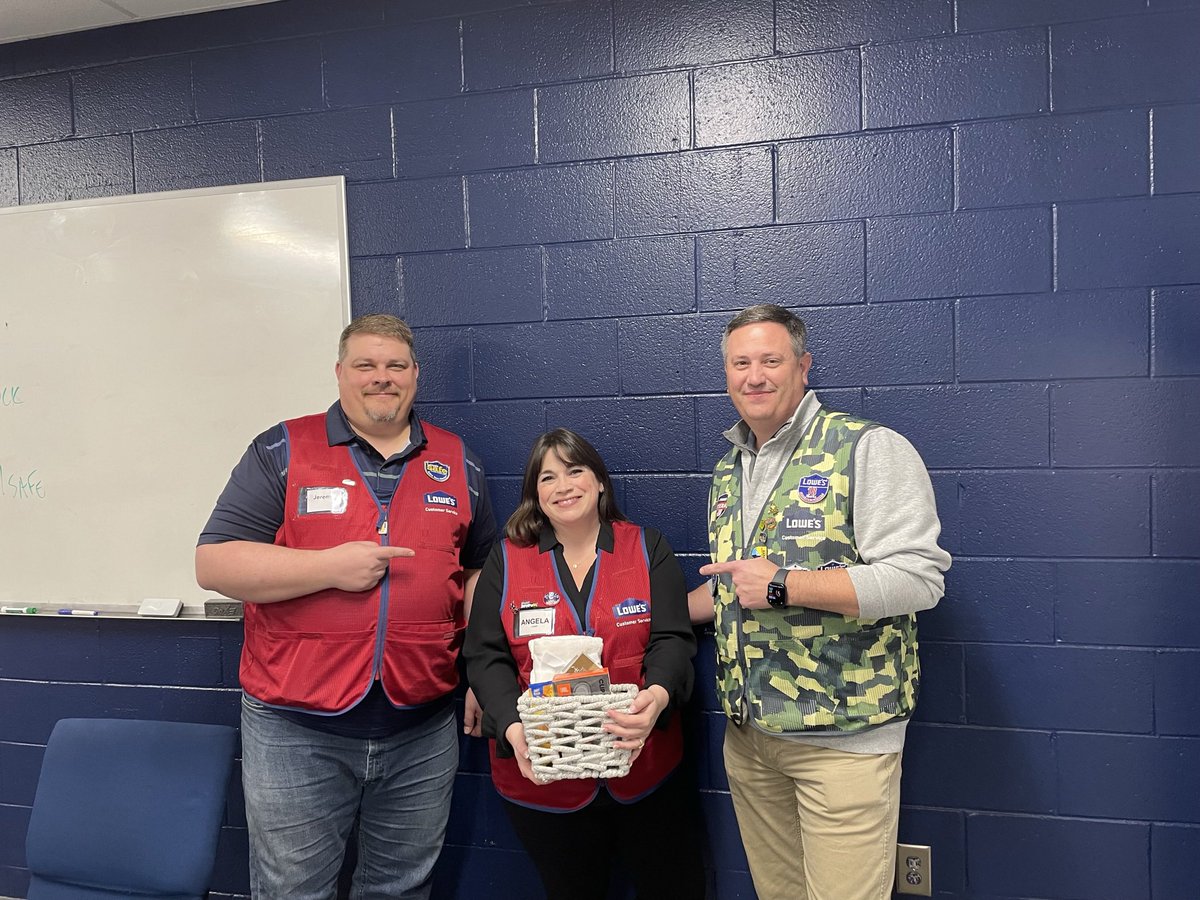 Steve Young (@steveyoung456) on Twitter photo Showing some appreciation for the best AHRBP in the region!!! Thanks Angela for all you do!! <a href="/BlueBoxR1/">@BlueBoxR1</a> <a href="/BenitoKomadina/">Benito.Komadina@Lowes</a> @GotoLowes Showing some appreciation for the best AHRBP in the region!!! Thanks Angela for all you do!! <a href="/BlueBoxR1/">@BlueBoxR1</a> <a href="/BenitoKomadina/">Benito.Komadina@Lowes</a> @GotoLowes