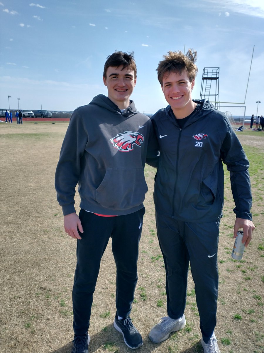 400 Meter 🥈a <a href="/GarrettHelm23/">Garrett Helm</a> and 🥉
@bostonbarnett29