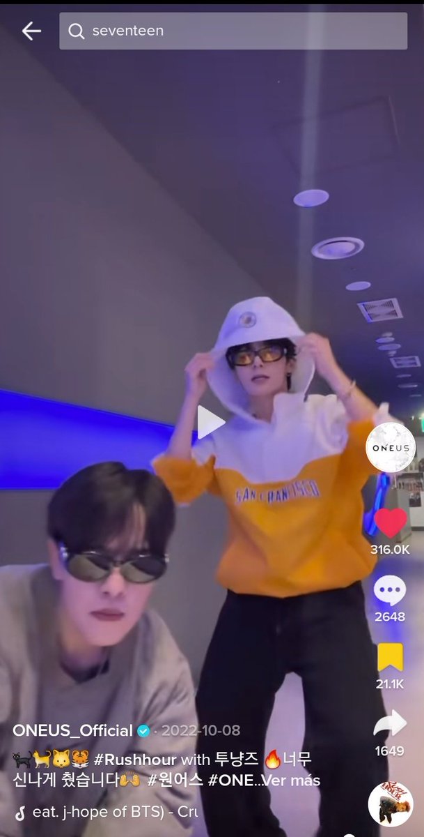 Kitty_cinnamon_'s tweet photo. Él uso los lentes que tenía woongie en su último tiktok juntos 🥺❤️ https://t.co/IrKNH3P934