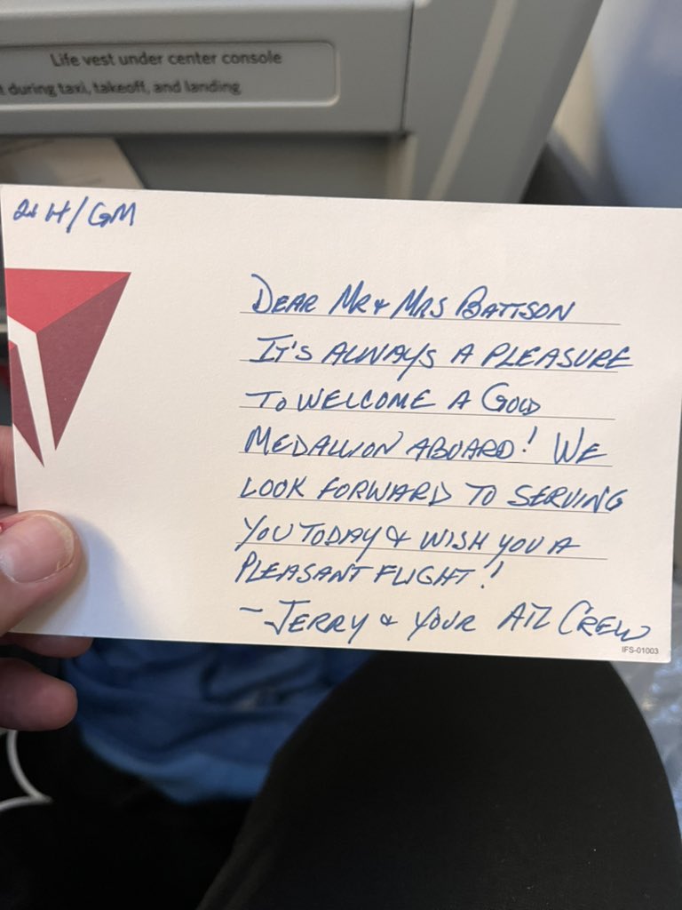311RN's tweet photo. What a pleasant surprise!! And this is one of many reasons why I will never fly another airline than @Delta !! Looking forward to an enjoyable flight to Amsterdam with Jerry! https://t.co/YPOKA2uIuE