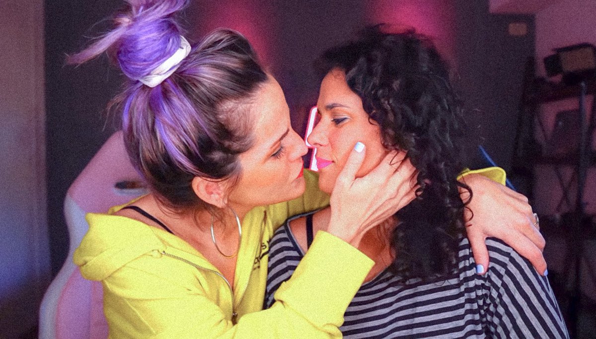 Voy a quedarme con vos al lado cuando todo se nos ponga feo 🤍