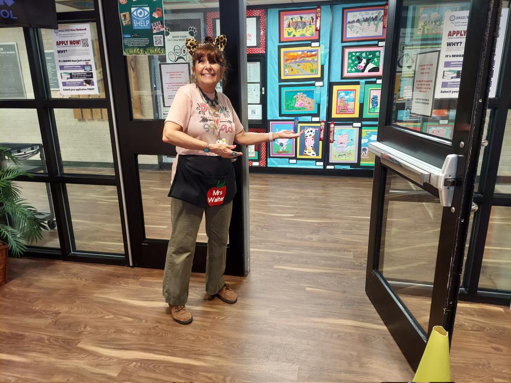 Barela_ECE's tweet photo. We love welcoming our families to #BackpacksForSuccess Family Engagement Night for @HumbleISD_PREK!
@HumbleISD @HumbleISD_SPED
#PreKExplorers #Play4PreK
Thank you so much @LakeshoreLM
and @HumbleISD_FE π₯°π https://t.co/GwI2EIh485