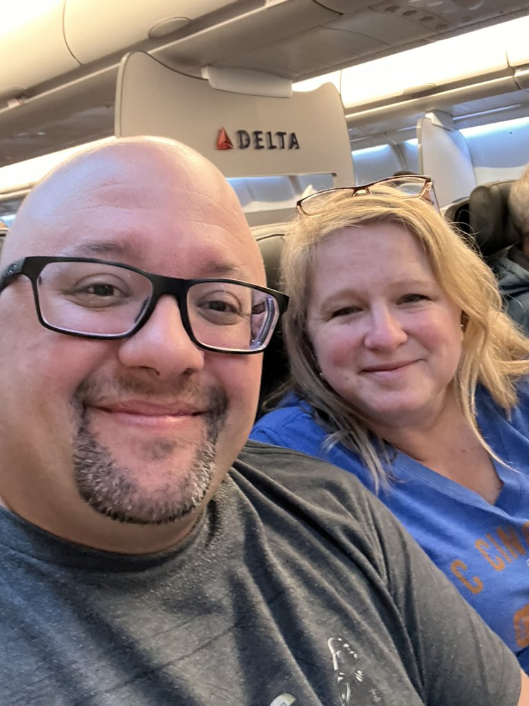 311RN's tweet photo. @Delta On the plane now heading to AMS!! https://t.co/QpW3mT8jdI