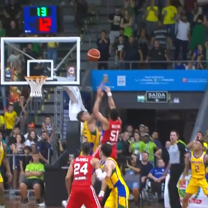 Buzzer beater by Brazilian basketball player (video) - Sports