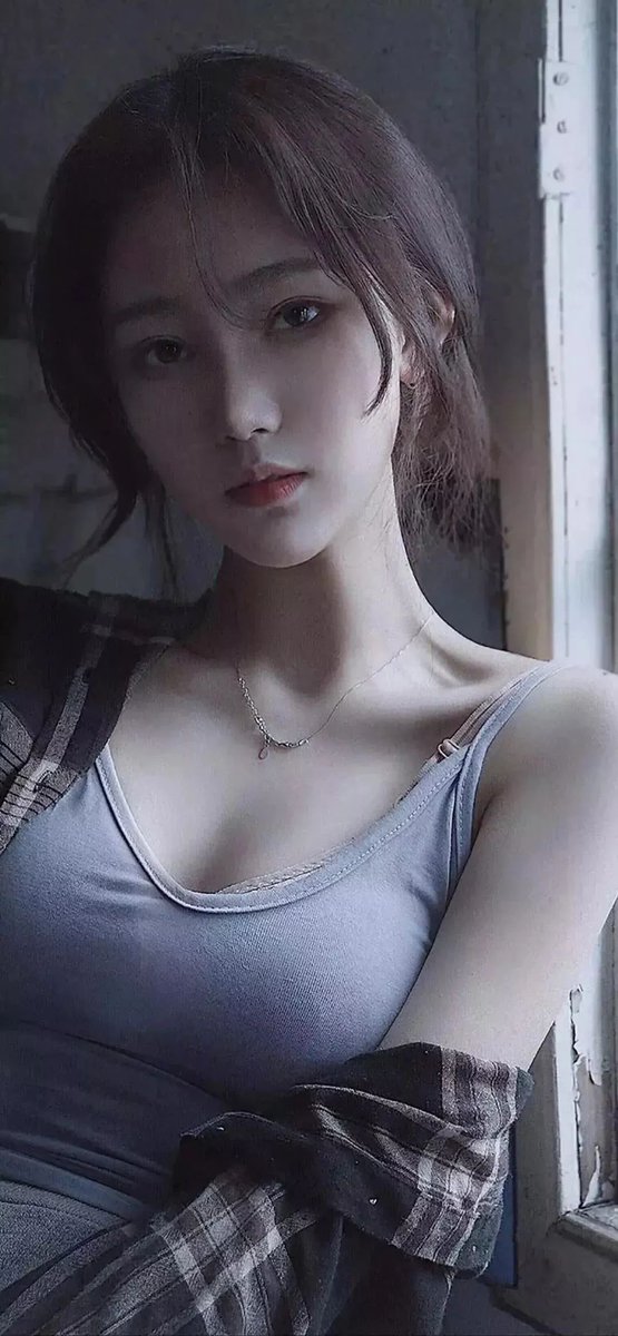 zhongyo04523554's tweet photo. 半醒半醉日复日，无风无雨年复年。 https://t.co/zQY3qKJsoE