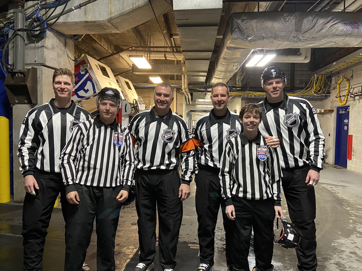 kimmy0493's tweet photo. Experience of a lifetime! #GoBolts #GoStripes https://t.co/Hp0XqlddpE