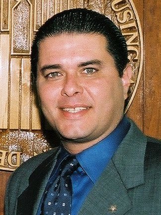 SkepticMusica's tweet photo. “dos taquillas para Cocaine Bear por favor” https://t.co/ejOF4SkO6P