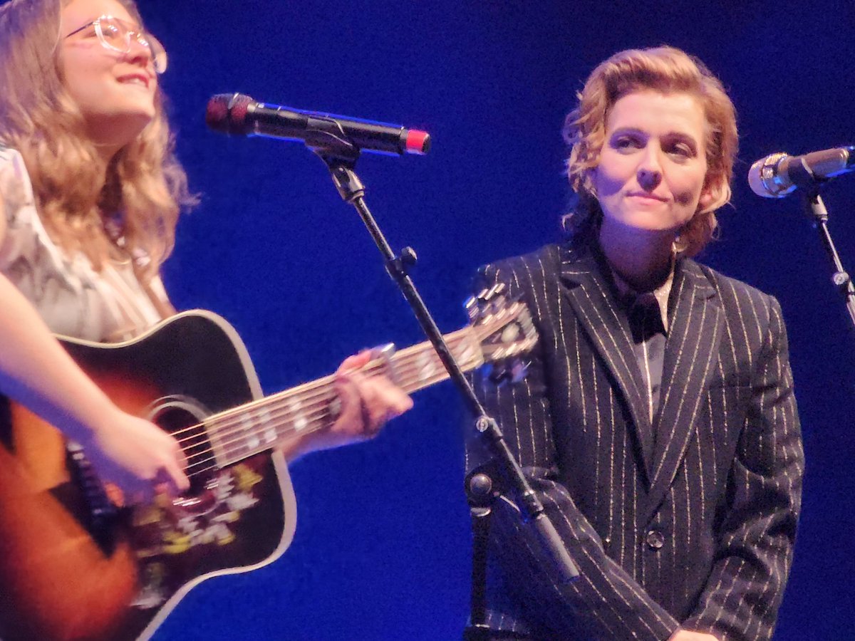 doreyjohnson's tweet photo. One proud aunt!! @brandicarlile @caroline.carlile https://t.co/iyfabNo5jQ