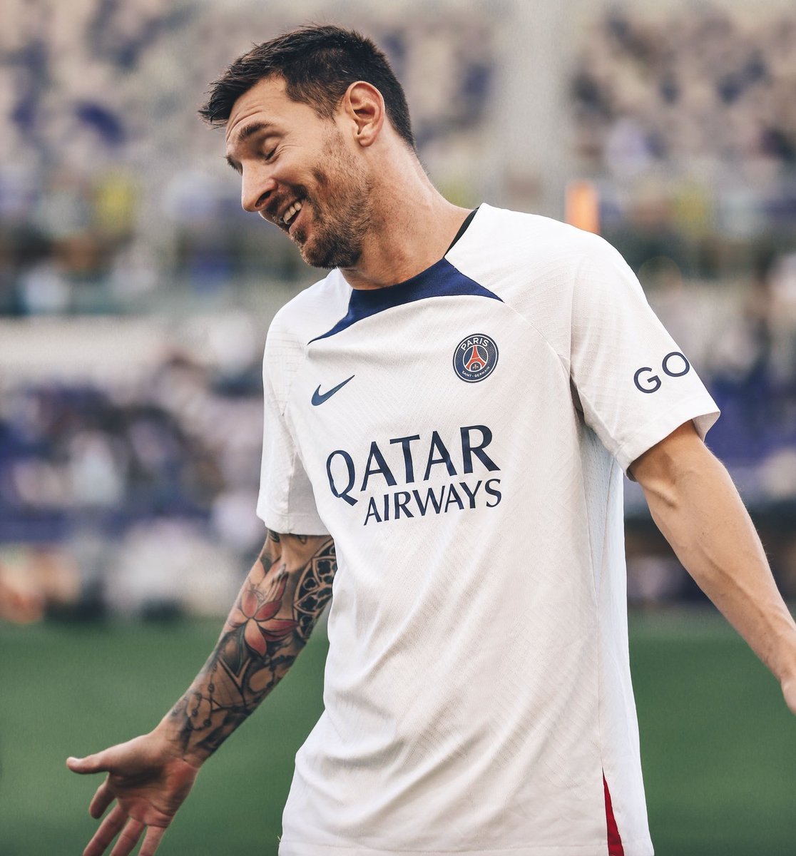 TeamLeoM's tweet photo. Goles de tiro libre en las últimas cinco temporadas:

Lionel Messi - 28
Barcelona - 23 (21 de Lionel)
Man. City - 19
PSG - 16 (2 de Lionel)
Juventus - 15
Man. United - 12
Arsenal - 10
Liverpool - 9
Real Madrid - 8

Que locura, por favor. https://t.co/K9cuqcxXb9