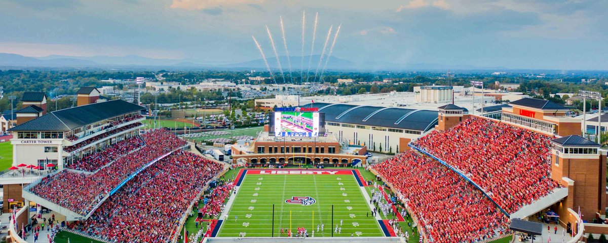#AGTG After a great conversation with <a href="/teddyjgallagher/">Teddy Gallagher</a>. I am blessed to receive an offer from Liberty!❤️💙 <a href="/AHSCougarsFB/">Asheville High School Football</a> <a href="/CoachRadford/">Coach Radford</a> <a href="/CoachCardillo/">Jake Cardillo</a> @Coach_Rudisill <a href="/CoachChavis_/">Chavis Williams</a> <a href="/CoachSwain3/">Jesse Swain</a> @On3Recruits @RivalsFriedman