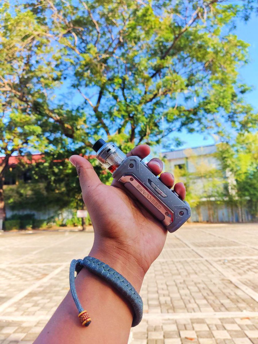 GeekvapePH's tweet photo. Let's go out today π₯°π₯°
#geekvp #geekvpph #e100 #aegis #eteno #triproof https://t.co/g8s9Bd8g2b