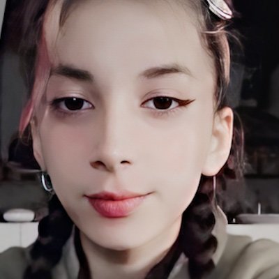 Melany Valentina Belizan Posse tiene 15 años, desapareció el 23/2 en Lomas de Zamora, provincia de Buenos Aires. Se hizo la denuncia. Por favor compartir, y si la ven avisar #URGENTE a la policía local, o al ☎️ 911

#LomasDeZamora #BuenosAires