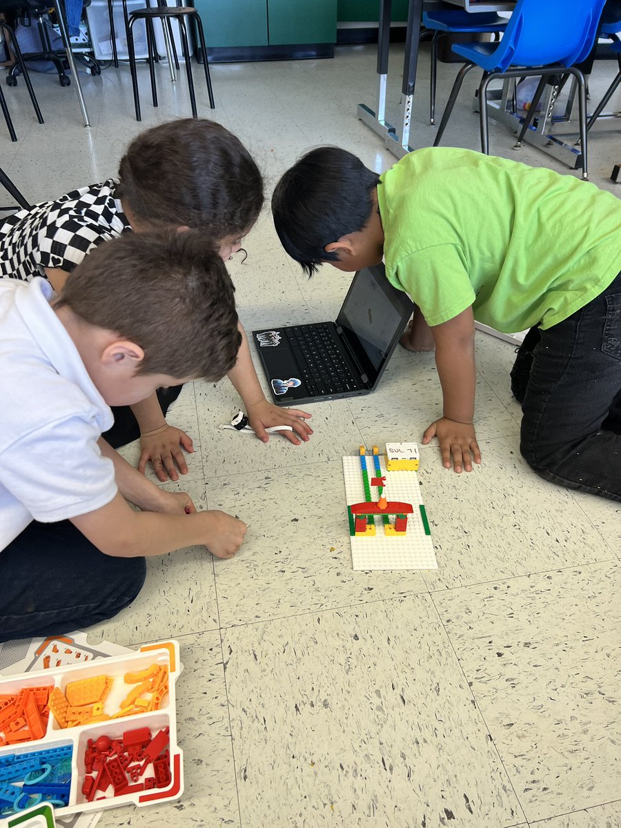 mrschelsiegrant's tweet photo. I’ve had fun in @Disney World this week with @madswall1st class! First we took a virtual tour, rode Slinky Dog Dash, and made Mickey ears and magic bands then we started building rides we would like to go on using our @LEGO_Education kits. The kids are so excited! @SullyES_LCPS https://t.co/UQ2Ek4ai33