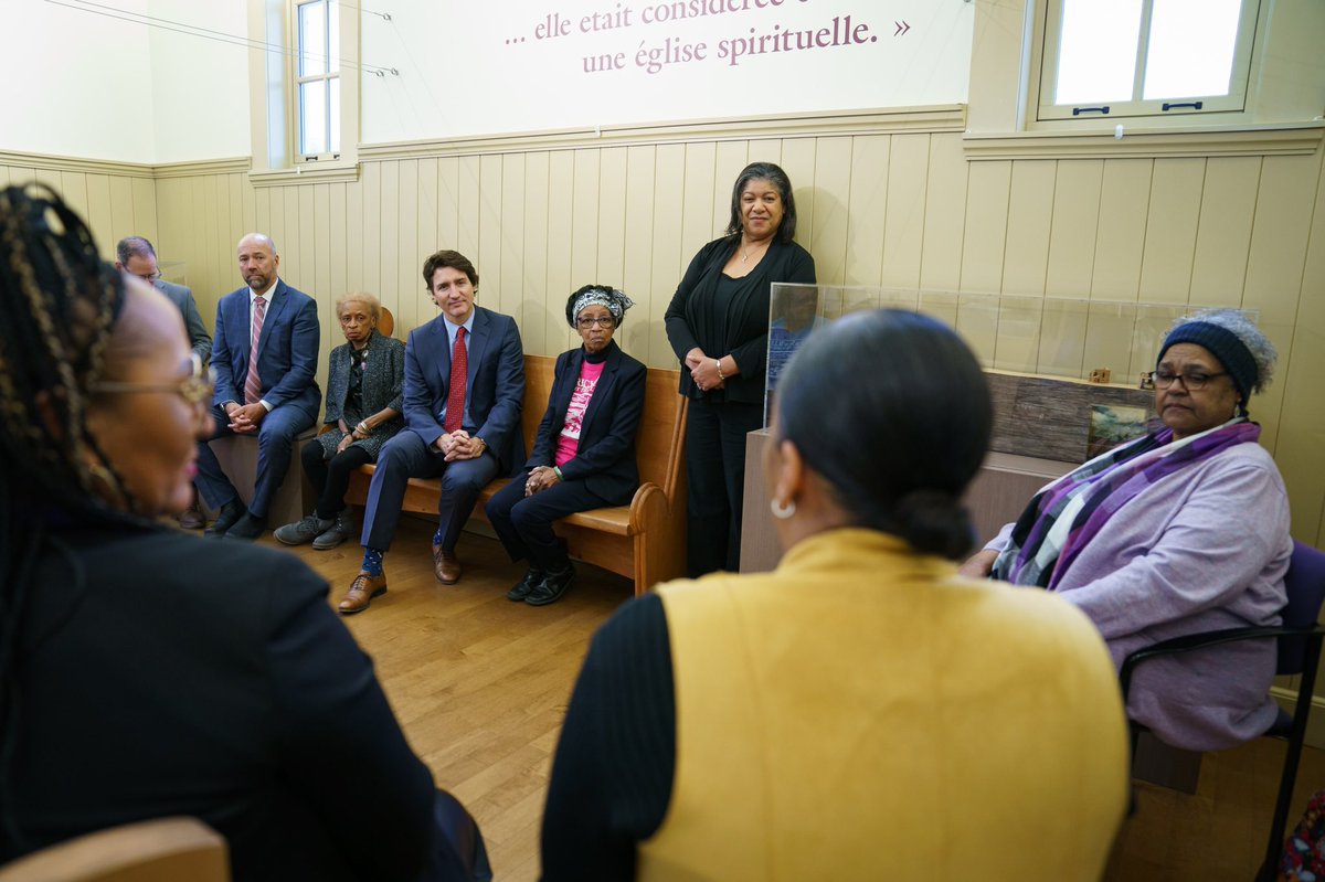 Justin Trudeau tweet media