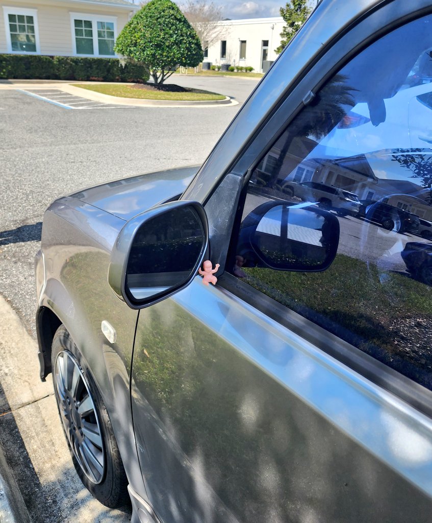 inmymirandaera's tweet image. we really tied the baby to my doctor's car 😂😂 &amp;amp; he hasn't said anything yet. I wonder if he even saw it 🤦‍♀️ I hope baby is still alive 🥺 #babycomeback