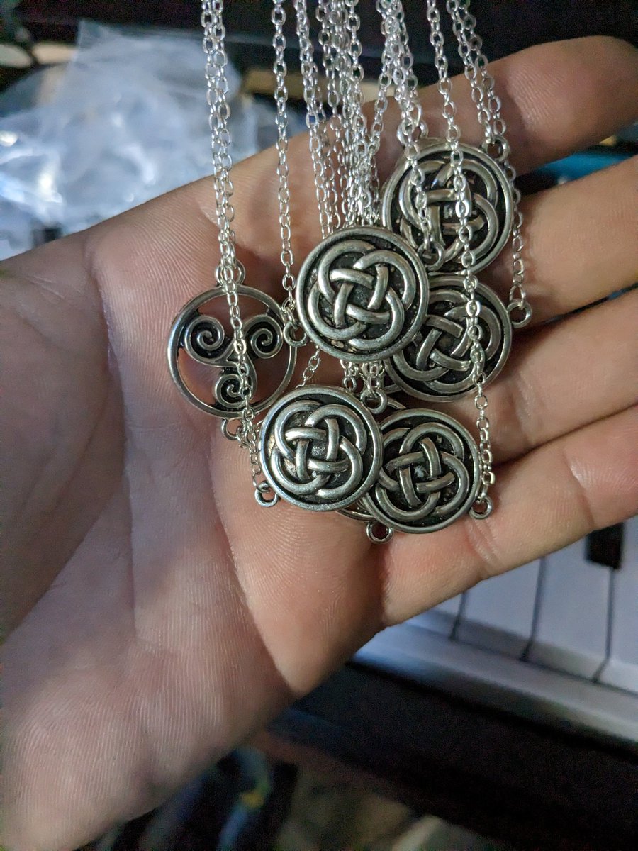 TheReluctantHermit: Blacksmith Bard🌱🌱🌱 tweet media