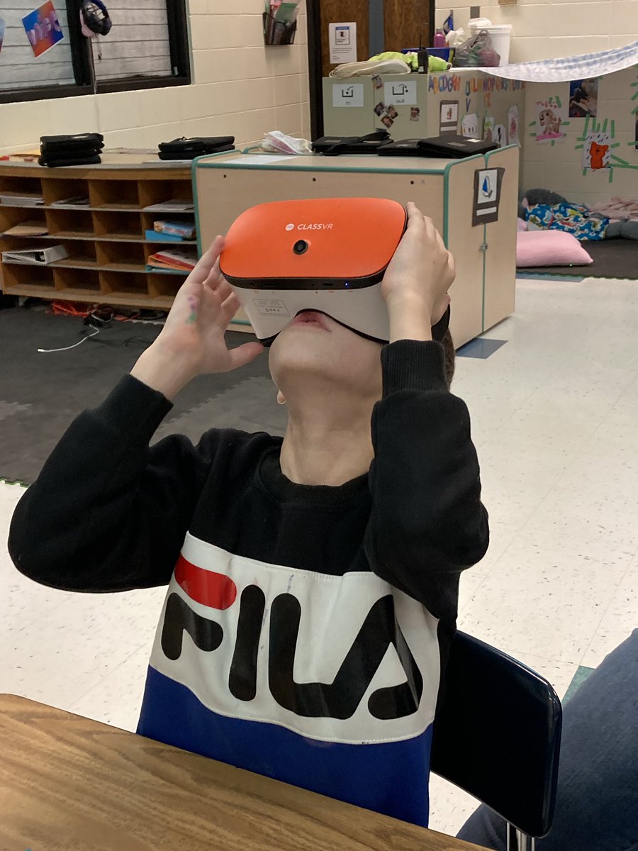 Christinia Hirsch tweet media